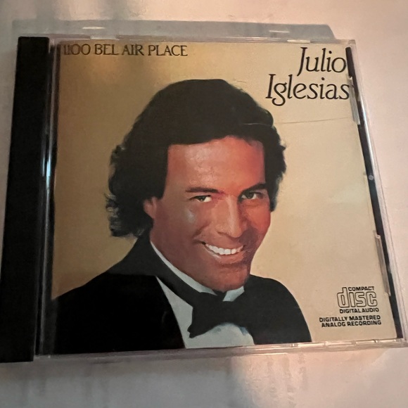 Columbia house Other - - 🎉5 for $15 🎉 JULIO IGLESIAS 1100 BEL AIR PLACE CD